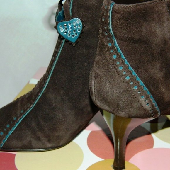 Richard Tyler Brown Suede Ankle Boots with Teal Detail, US Sz. 6 1/2 w/box - Picture 7 of 12